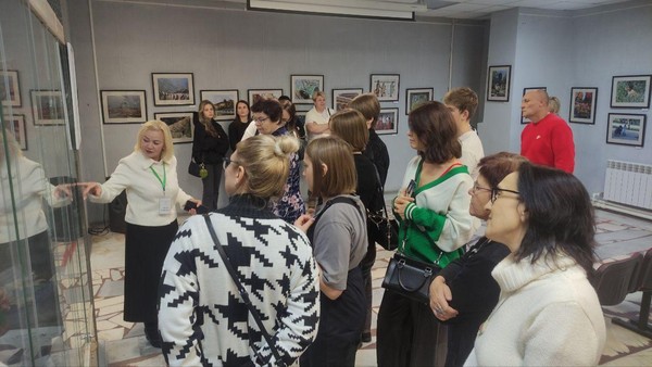 Лекция «Воображаемый музей Екатерины Быковой: виртуальный тур по шедеврам дизайна»