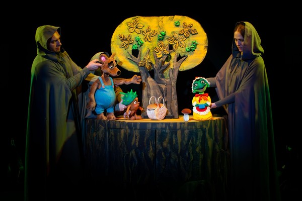 Спектакль «Приключения Каштанчика»