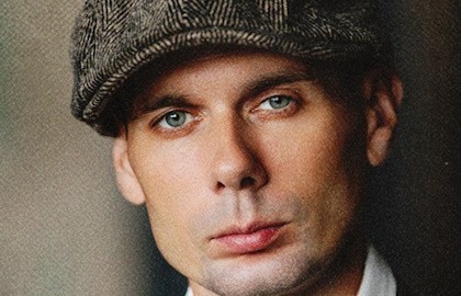 Максим Апрель