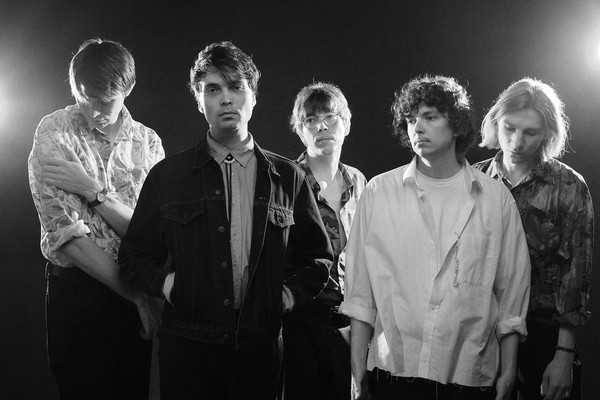 Lurve, Goodnight Kisses