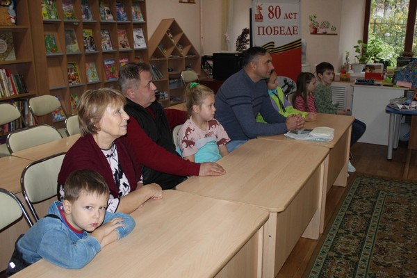 Занятие в «Активити-клубе»: «Царскосельская чугунка»