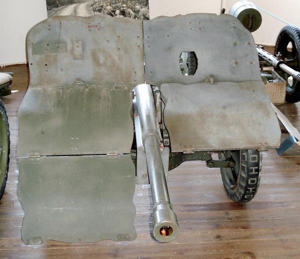 Тематическая беседа «Оружие Второй мировой войны. Шведская 37–мм пушка «Бофорс»»