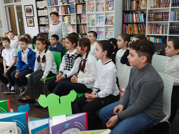 Познавательный час «Эволюция вещей»