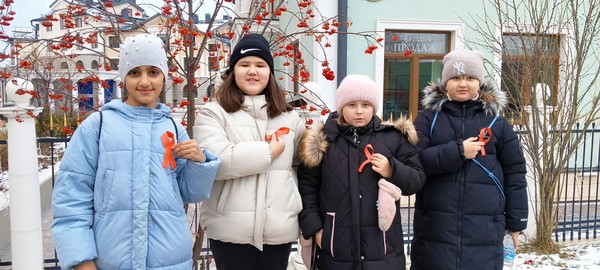 Волонтерская акция «Красная ленточка»