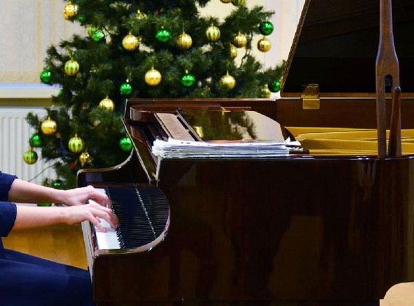 Литературно-музыкальная программа «Зимнее настроение»