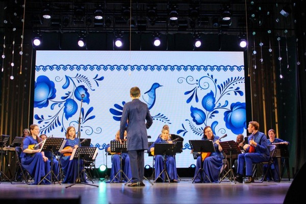 Новогодняя музыкальная сказка с оркестром «Двенадцать месяцев»