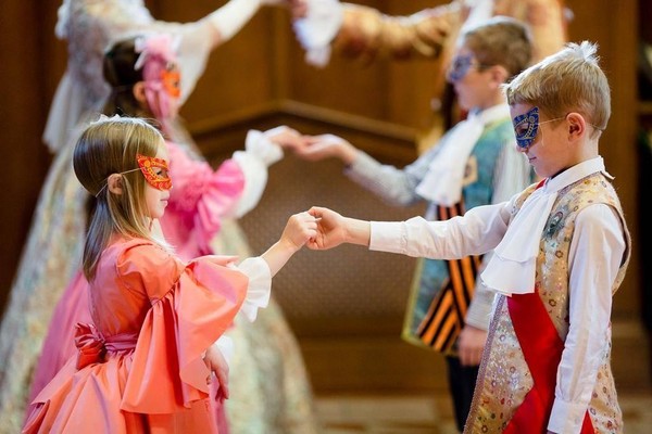 Программа «Новый бал Наташи Ростовой»