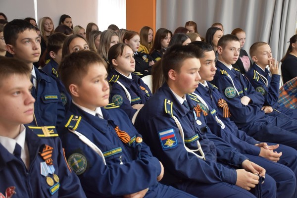 Программа «За строками учебника: повседневная жизнь молодежи в военную эпоху»