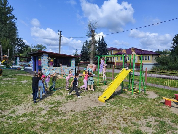 Познавательно–игровой час «Все таблетки и микстуры не заменят физкультуры»