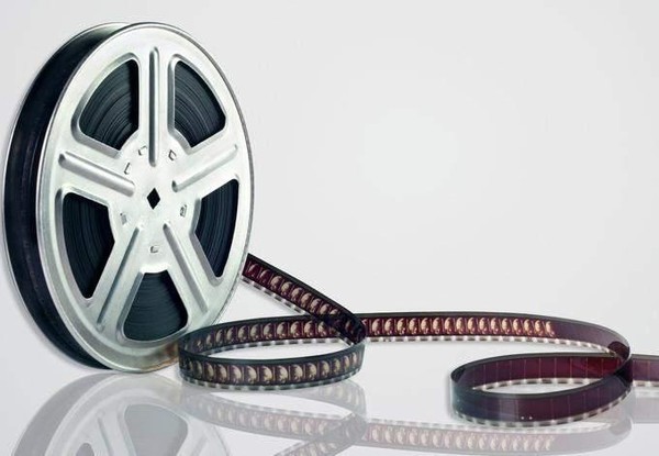 Показ документального фильма «Поговори со мной о синем»