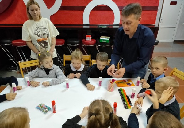 Программа «Тепло сердец мы дарим вам!»