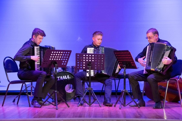 Певец земли русской