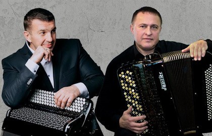 Два баяна и оркестр. Шедевры классики