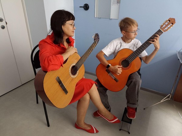 Мастер-класс «Чудесные звуки гитары»