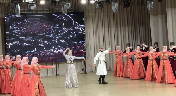 Программа «Чеченский национальный танец»