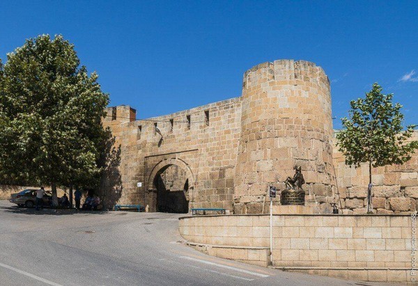 Музейно-познавательная лекция «Ворота древнего Дербента»