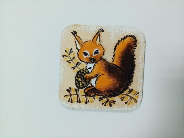 Мастер-класс по росписи по дереву «Белочка-добытчица»