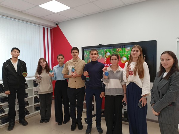 Программа «Волшебство новогодней игрушки»