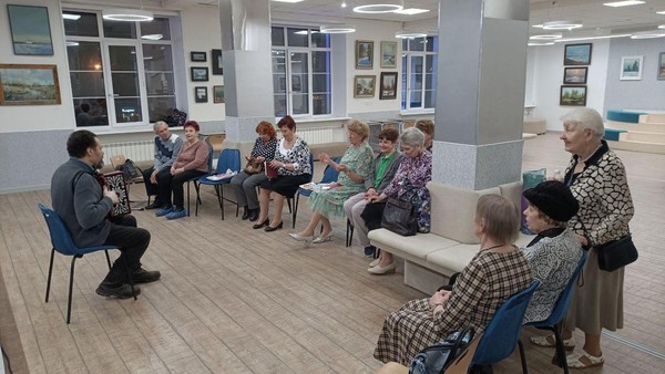 Исполнение песен под гармонь «Как хрустально всё вокруг …»