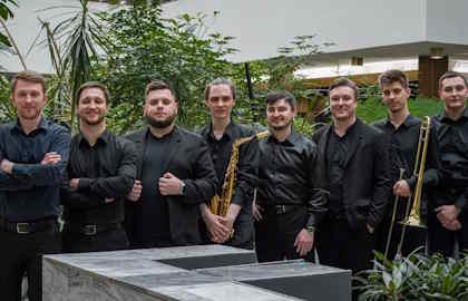 Биг-бэнд Антона Глухова