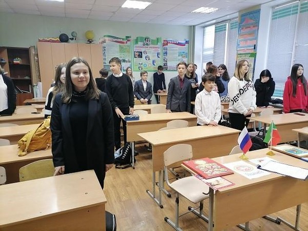 Познавательная беседа «Дарите людям добро»