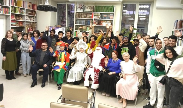 Праздник национальных культур «Цветная карусель»