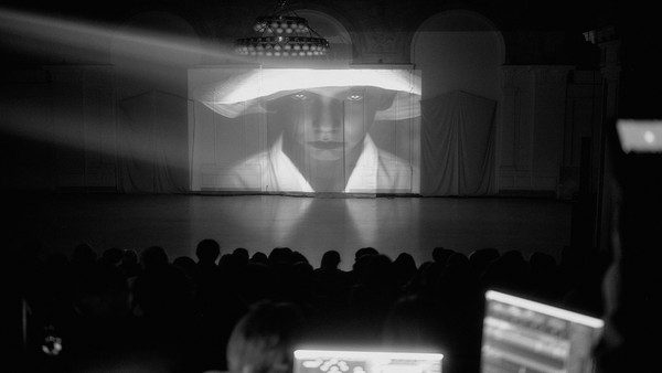 В звёздном небе — слепящее солнце: мистическая практика Жоржа Батая