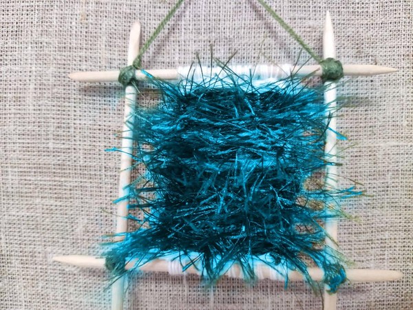 Мастер-класс «Голубая миниатюра на рамке»