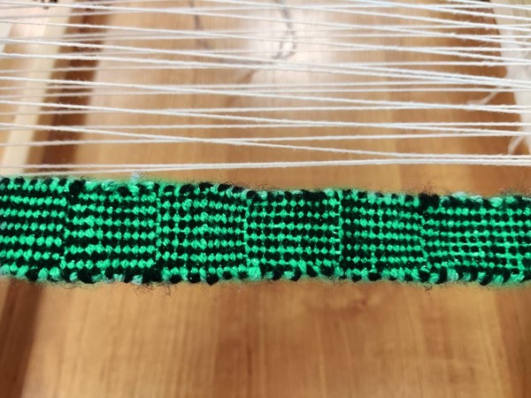 Мастер-класс «Зеленая миниатюра на рамке»