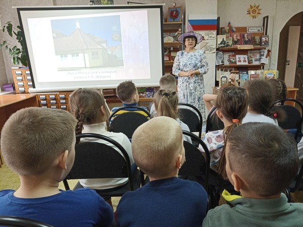 Книжные истории «Волшебный мир сказок»