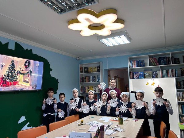 Мастер-класс «Эта пушистая снежинка»