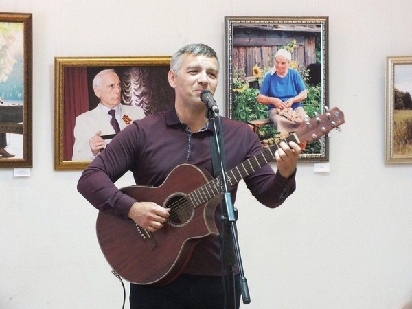 Концерт «Сыновья уходят в бой»