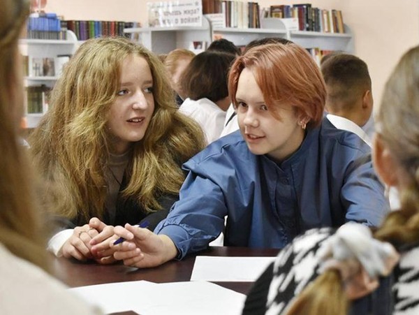 Интеллектуальная игра «Эрудиты – у руля!»