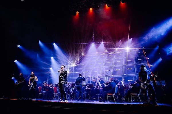 Концерт «Скорпионс» с симфоническим оркестром»