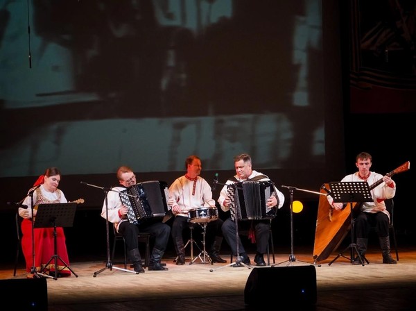 Программа «В гостях у русских народных инструментов»