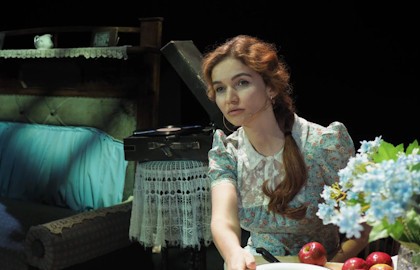 Дом окнами в поле