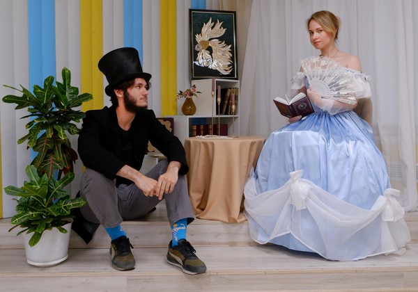 Программа «Средь шумного бала»