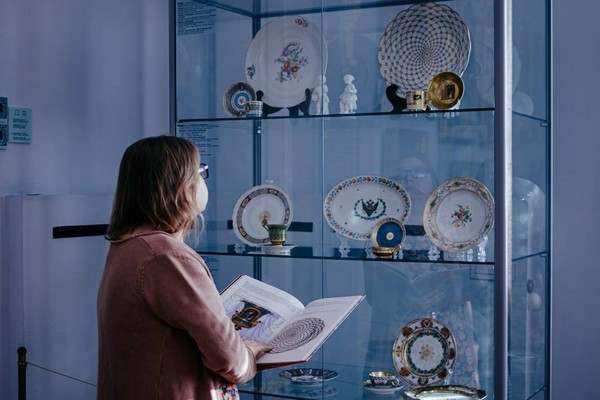 Экскурсия «Сказки в фарфоре»