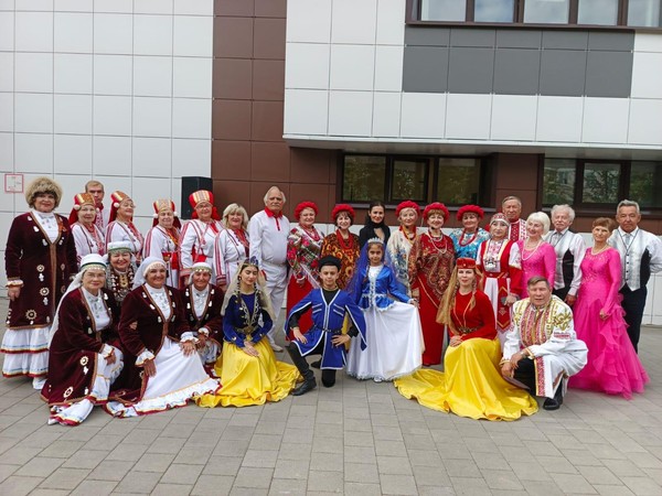 Познавательно-развлекательная программа «Урок дружбы «Радужное многоцветие»