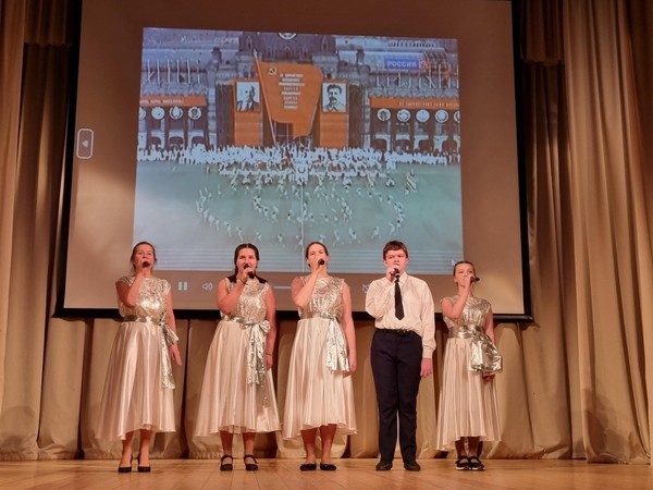 Концерт «В белоснежных полях под Москвой»