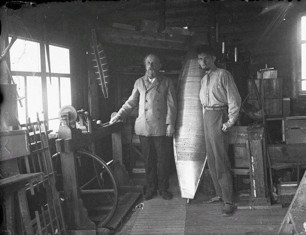 «Человек, шагнувший в небо»