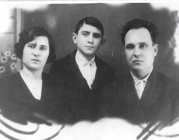 Тематическая беседа «Пионеры-герои. Владимир Головатый»