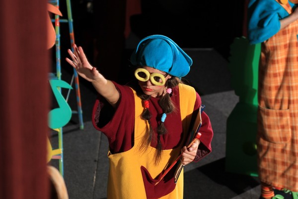 Спектакль «Веселые уроки»