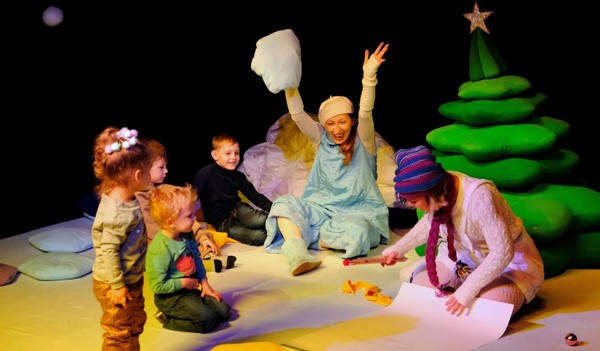 Спектакль «Подарок для Деда Мороза»