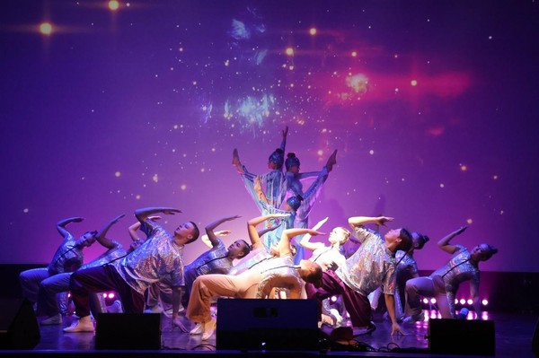 Шоу-программа «Новогоднее волшебство»