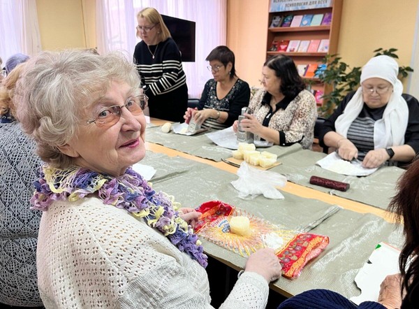 Мастер–класс «Тепло семейного очага» по изготовлению окопных свечей