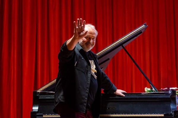 Проект «Вадим Майнугин. Истории из жизни джазовых стандартов»