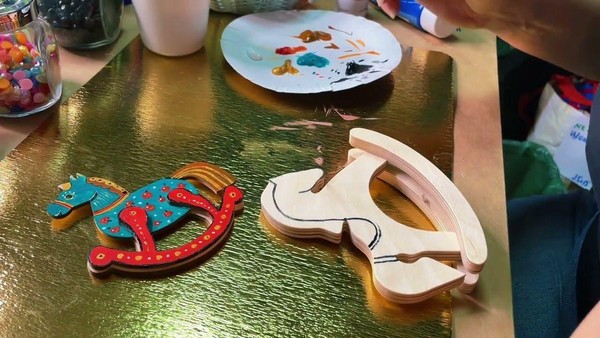 Мастер-класс «Роспись деревянной лошадки»