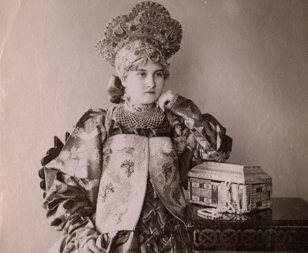 Выставка «Нашей наряды лучше нет»