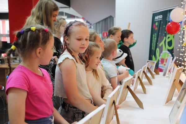 Открытие выставки фото и творческих работ «Зимняя сказка»